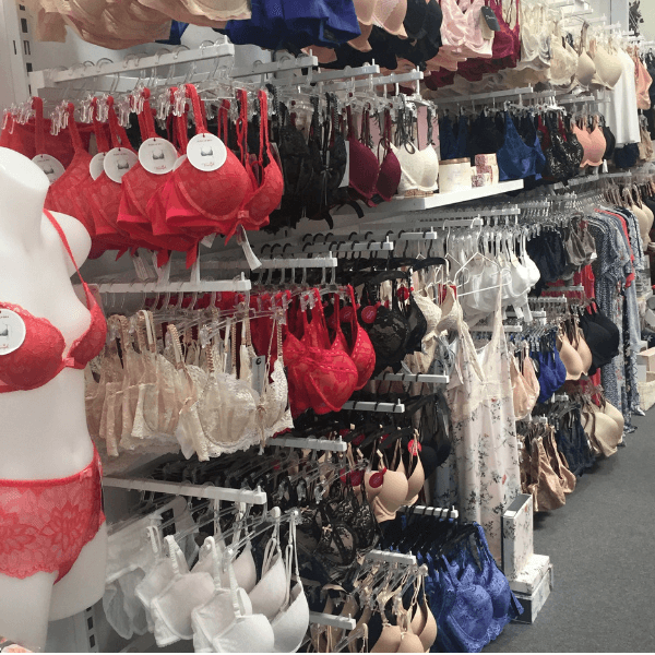 Family from Warrnambool discovers great fitting lingerie - Just Lovely